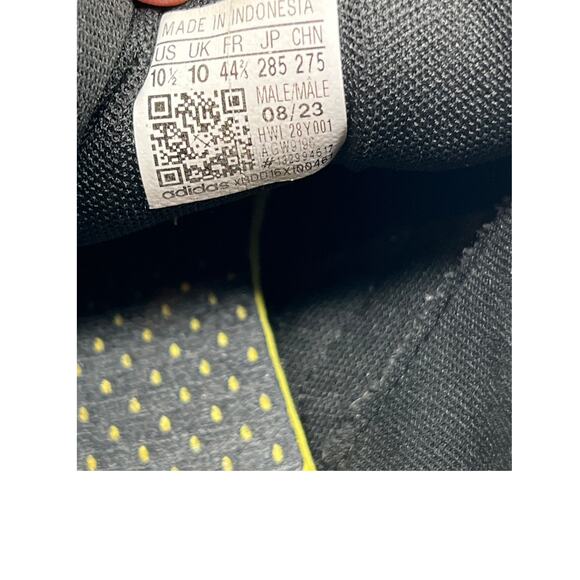 Adidas Men's Black and White Sneakers - Picture 7 of 7